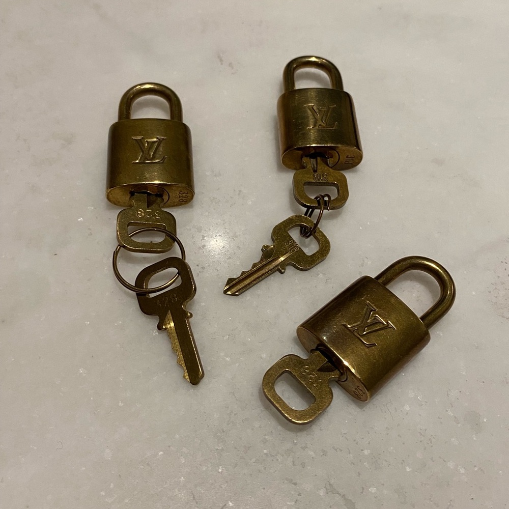 Louis Vuitton Brass Lock & Key Set